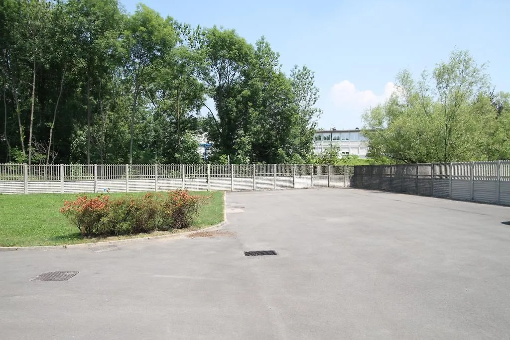 Residence Campo Rotondo Tavernerio 0*,  Italy
