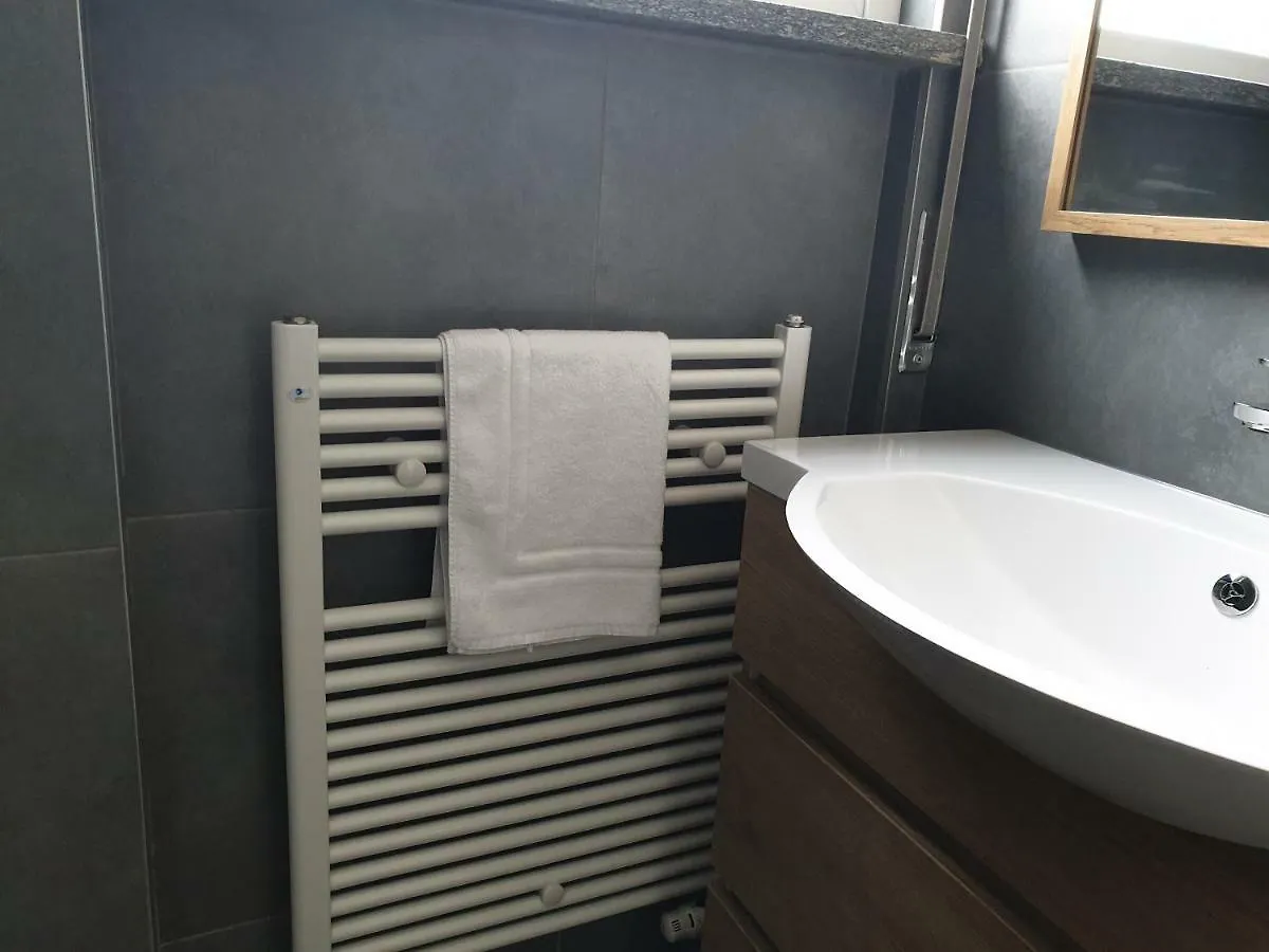 Residence Campo Rotondo Tavernerio Gasthof